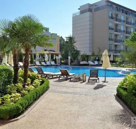 30 Sunny Beach